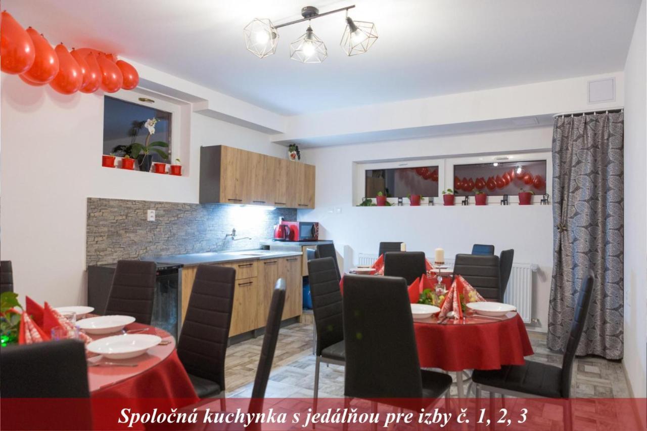 Ubytovanie Adina Poltar Εξωτερικό φωτογραφία