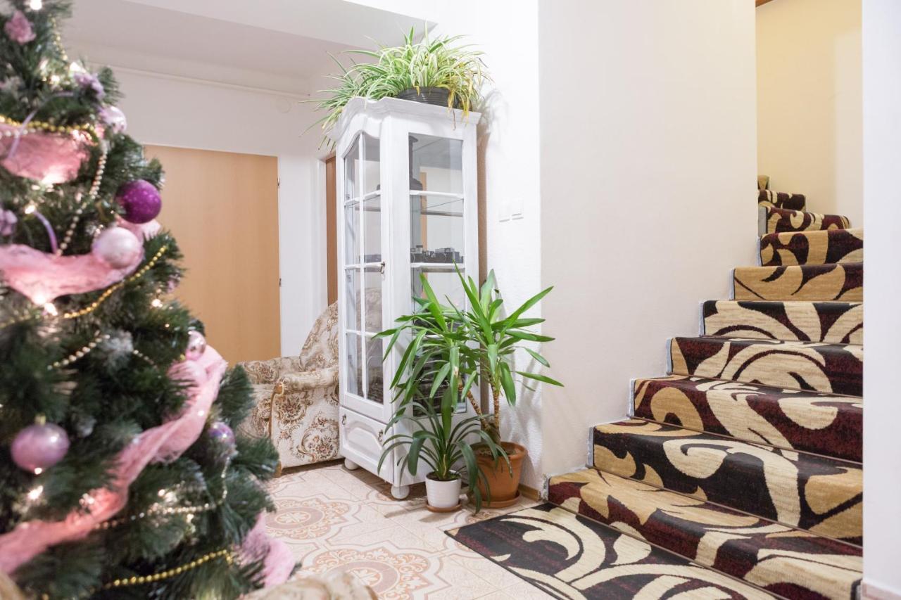 Ubytovanie Adina Poltar Εξωτερικό φωτογραφία